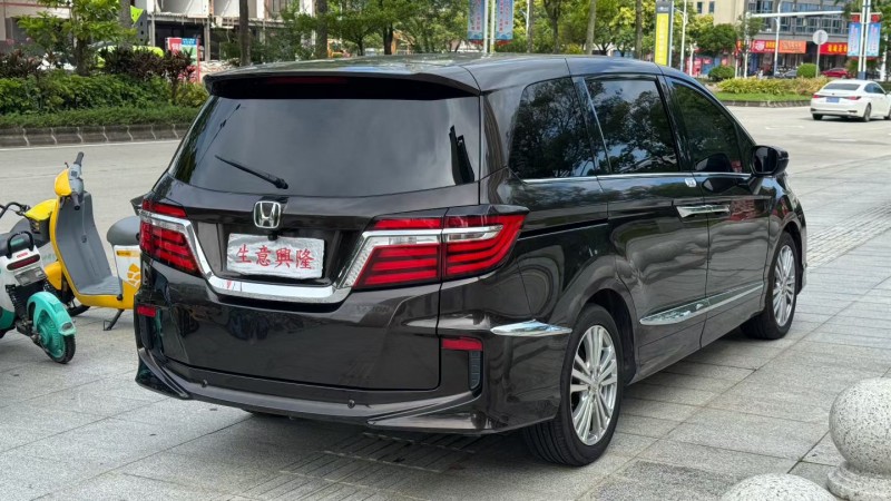 阳江20年本田艾力绅9