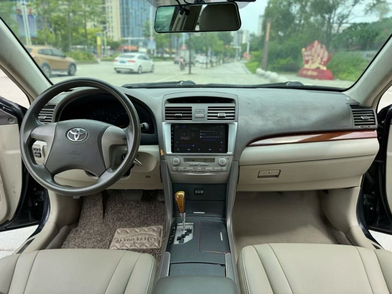 阳江15年丰田凯美瑞4