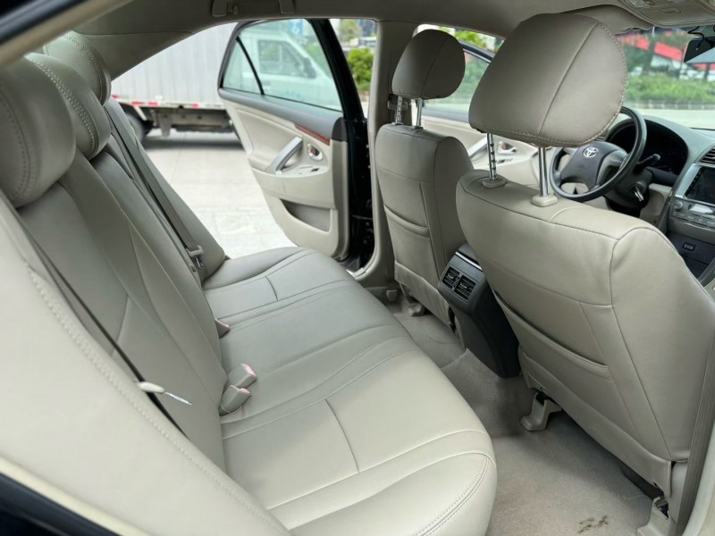 阳江15年丰田凯美瑞6