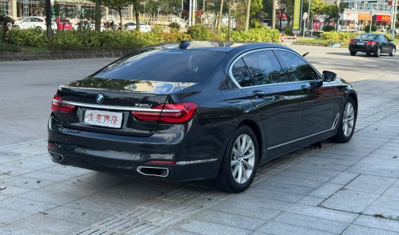 阳江17年宝马7系9