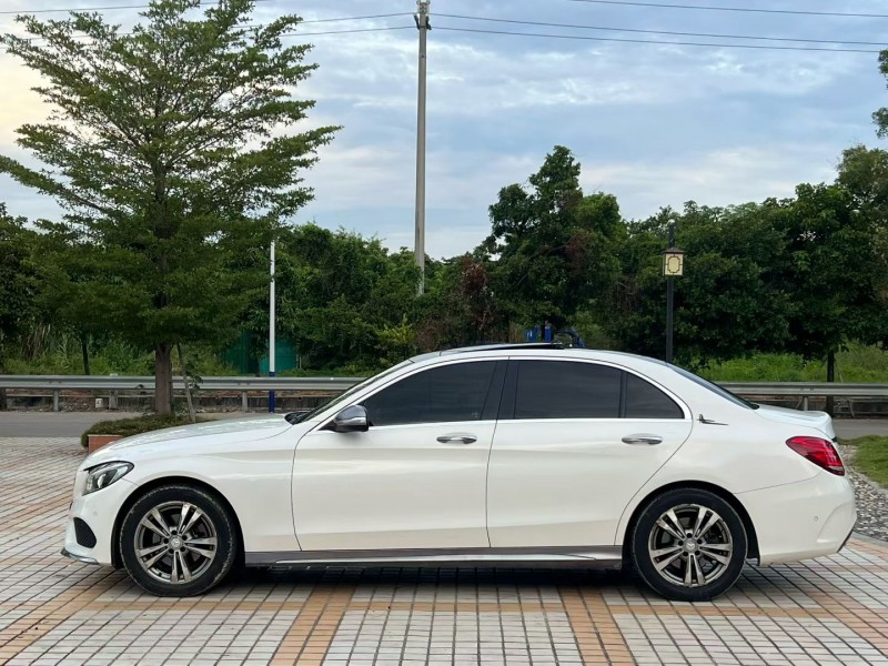 汕头17年奔驰C3