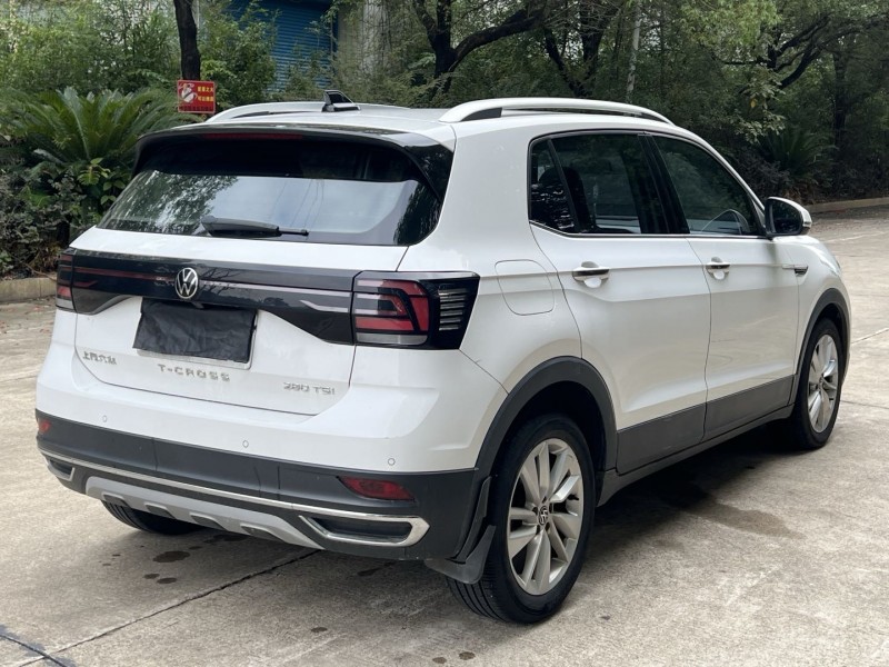 娄底21年大众途铠5