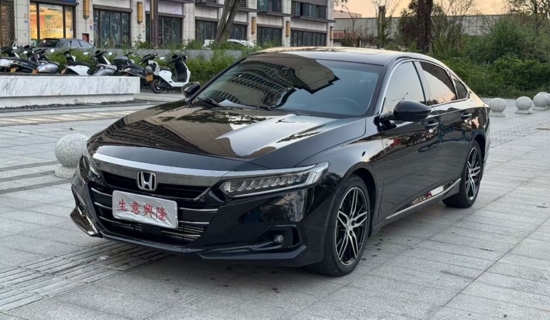 阳江23年本田雅阁2