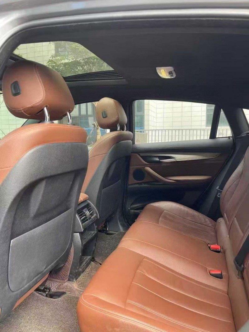 佛山19年宝马X66