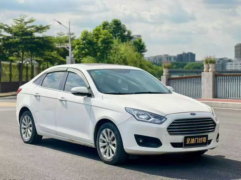 东莞18年福特福睿斯3