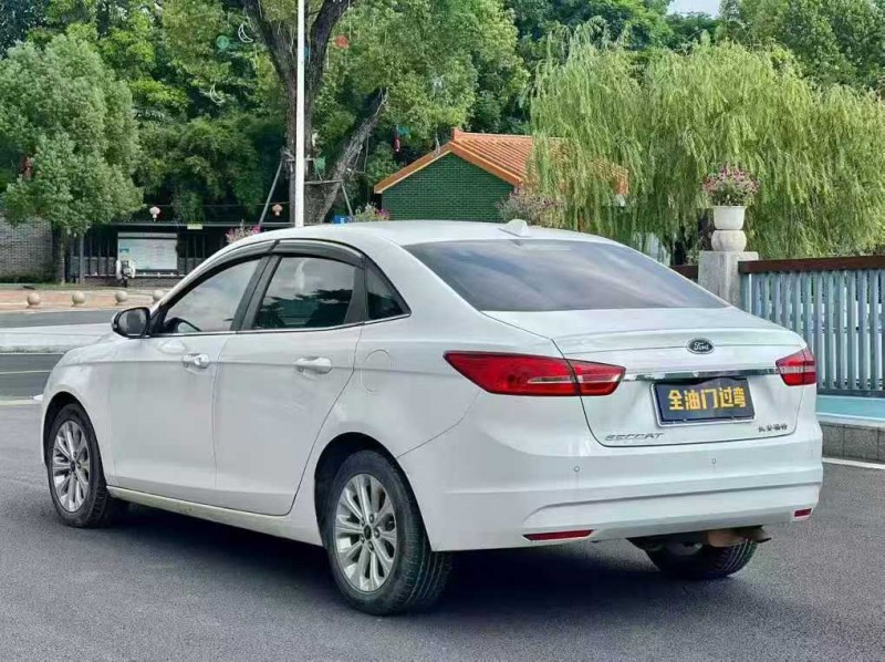 东莞18年福特福睿斯6