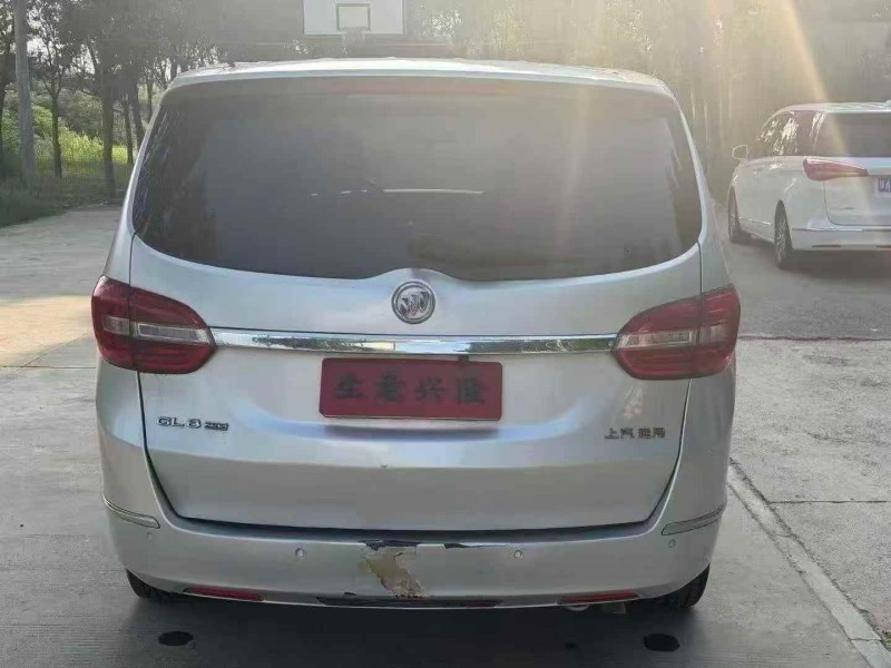 新乡17年别克GL88