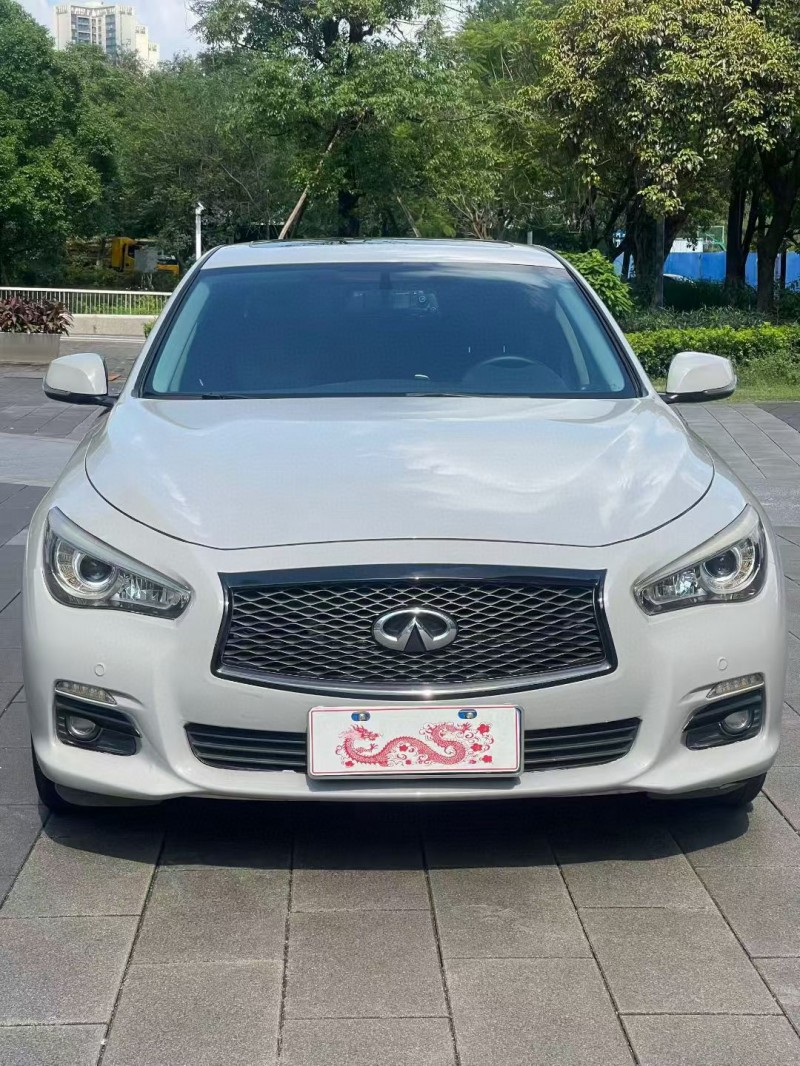 佛山18年英菲尼迪Q501