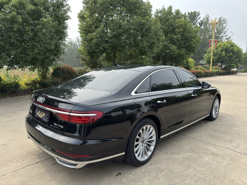 盐城22年奥迪A8L4