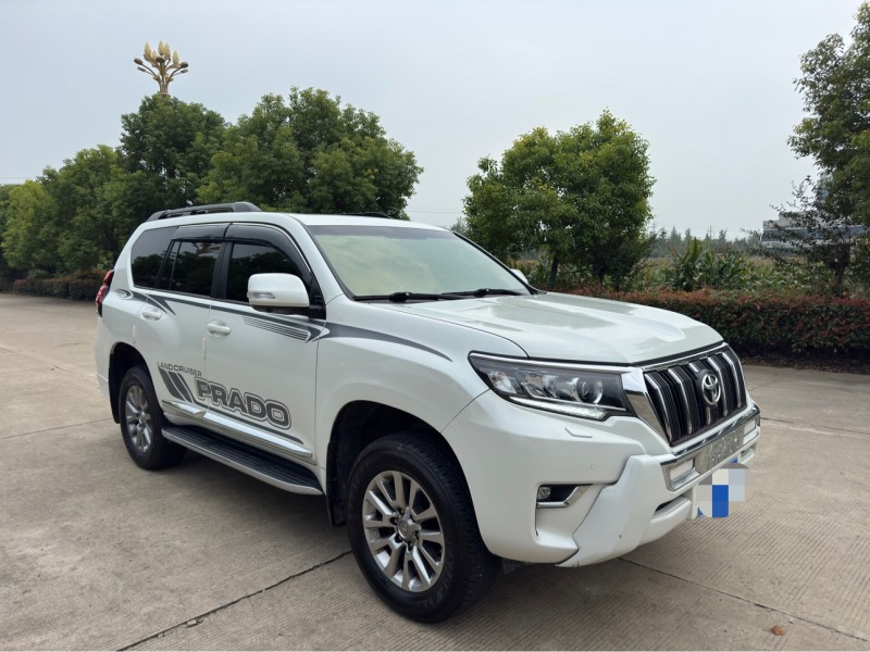 盐城19年丰田普拉多3