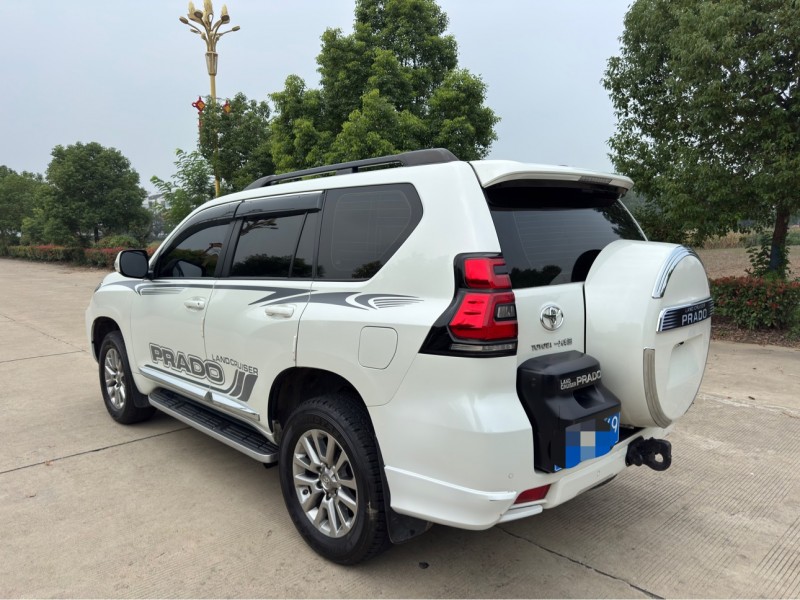 盐城19年丰田普拉多5