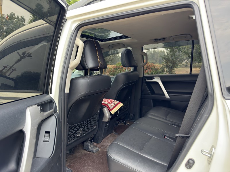 盐城19年丰田普拉多7