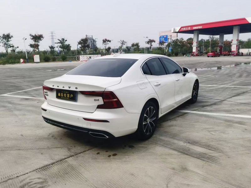 徐州22年沃尔沃S60L4