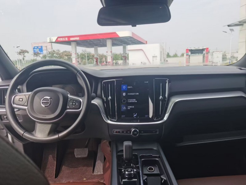 徐州22年沃尔沃S60L8