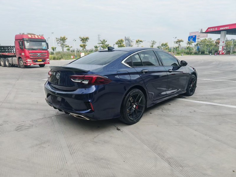 徐州20年别克君威4