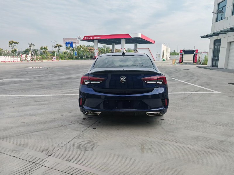 徐州20年别克君威9