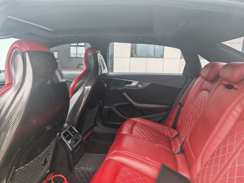 徐州19年奥迪A4L5