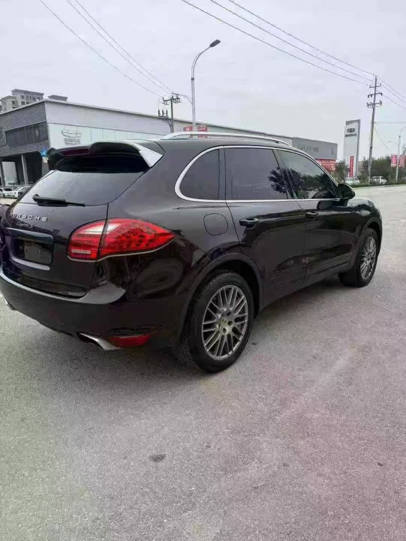 菏泽14年保时捷卡宴7