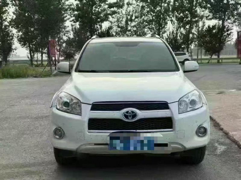 菏泽12年丰田RAV41