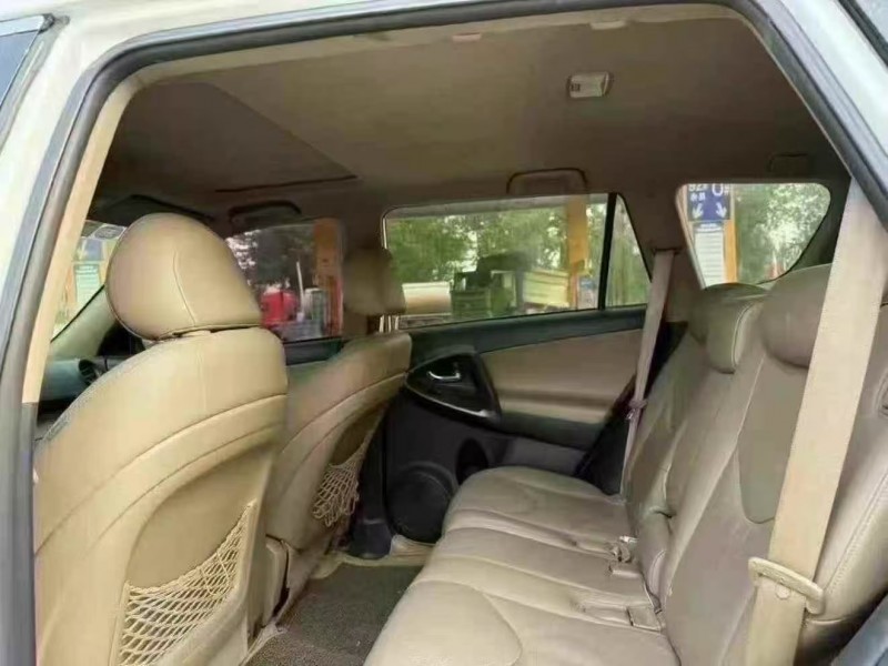 菏泽12年丰田RAV45
