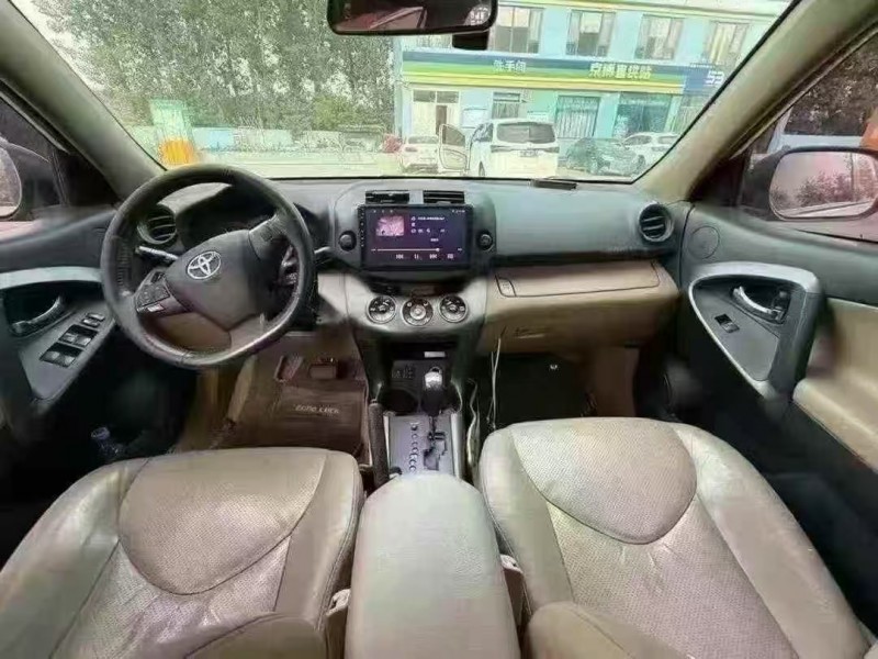 菏泽12年丰田RAV46