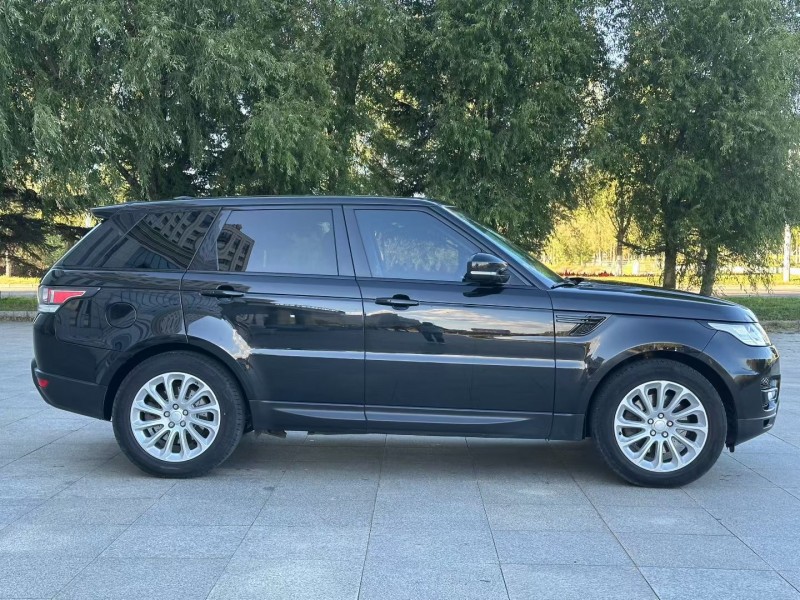 吉林16年路虎揽胜运动6
