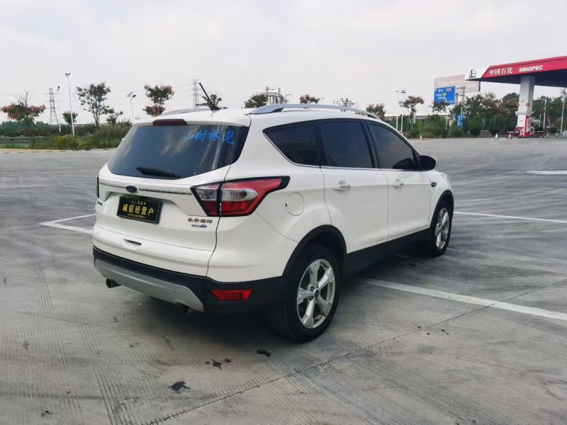 徐州17年福特翼虎4