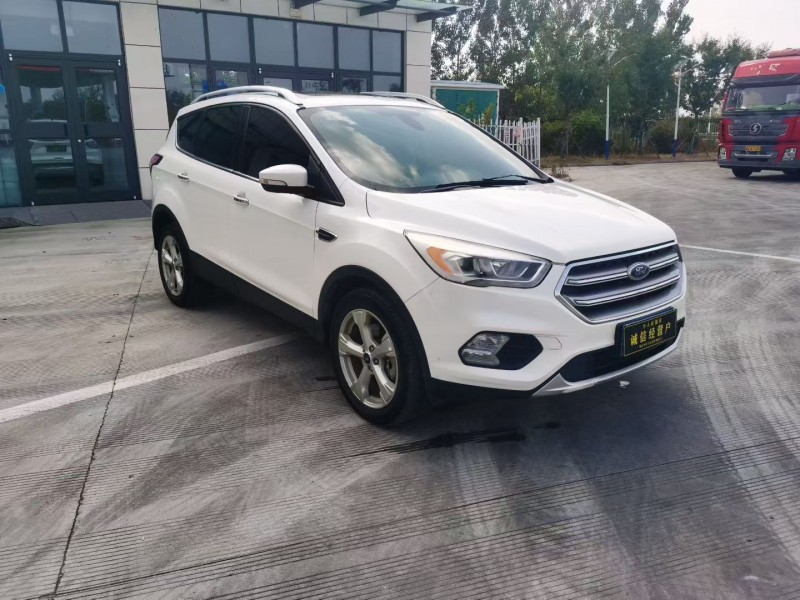 徐州17年福特翼虎5