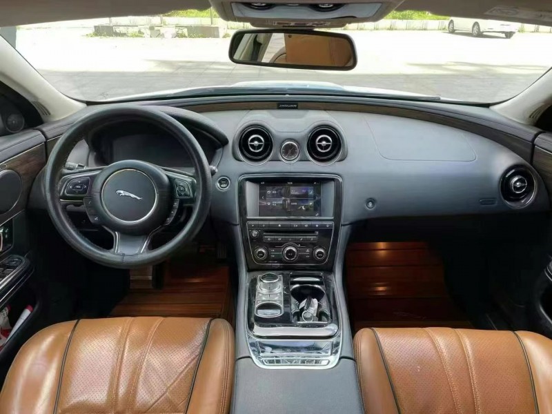 吉林17年捷豹XJL4