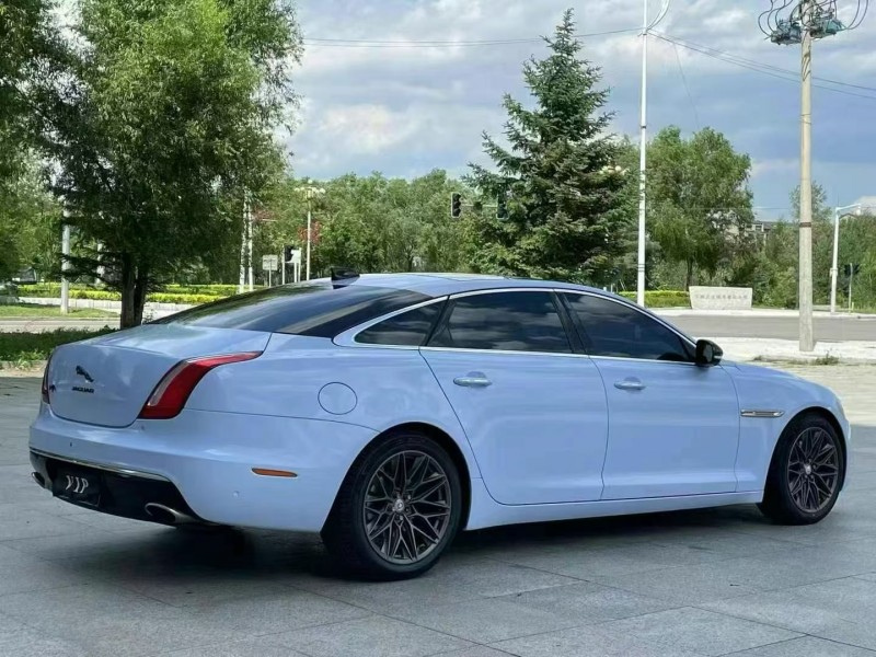 吉林17年捷豹XJL5