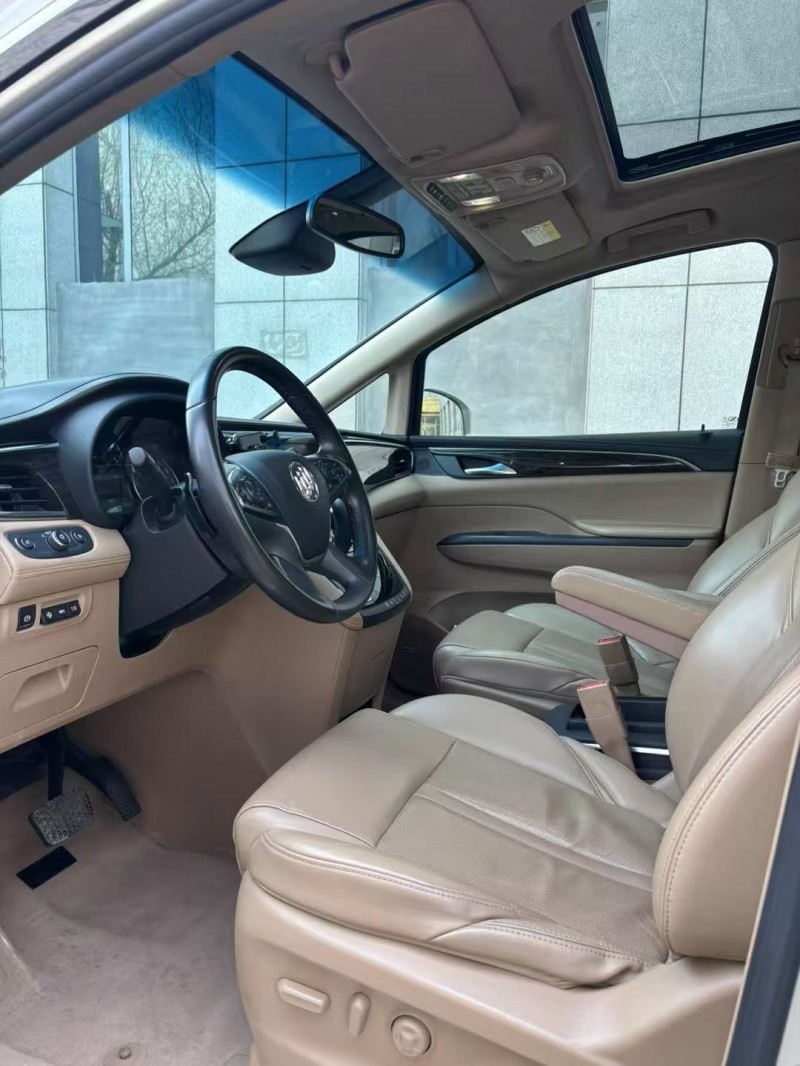 吉林18年别克GL84