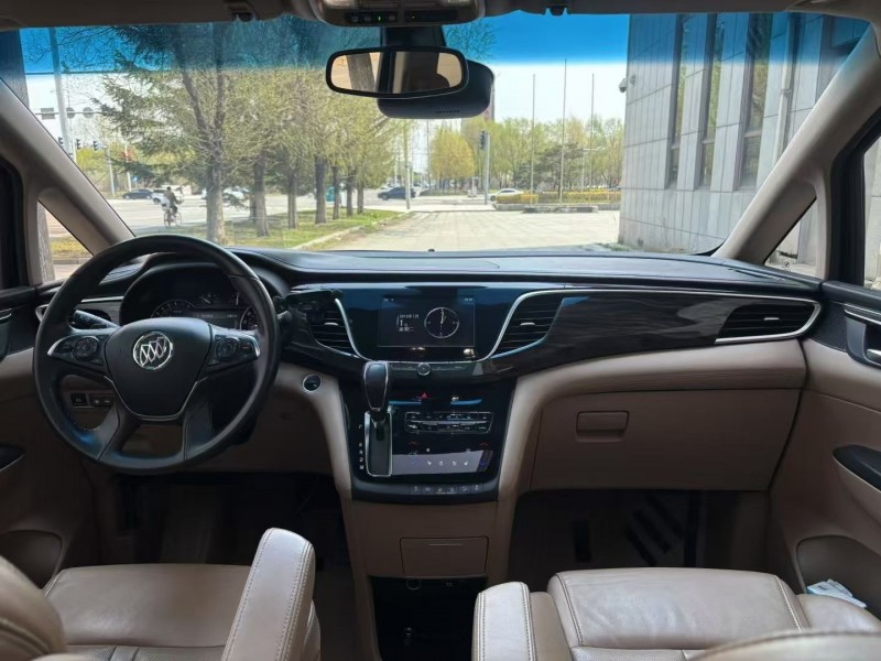 吉林18年别克GL85