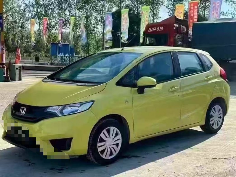 菏泽16年本田飞度2