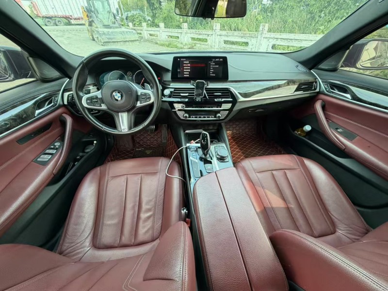 徐州19年宝马5系8