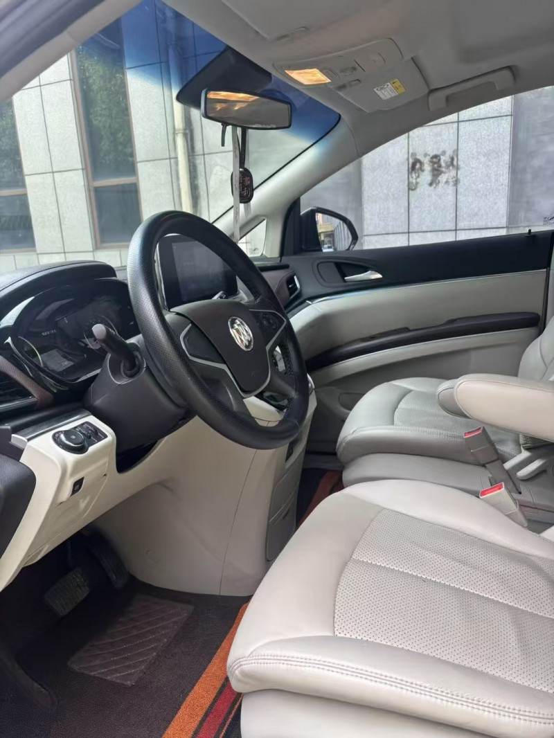 吉林21年别克GL84