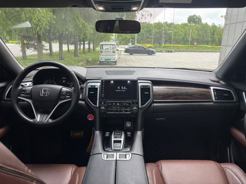 吉林18年本田URV4