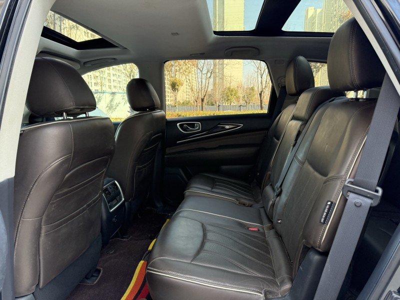 济宁18年英菲尼迪QX605