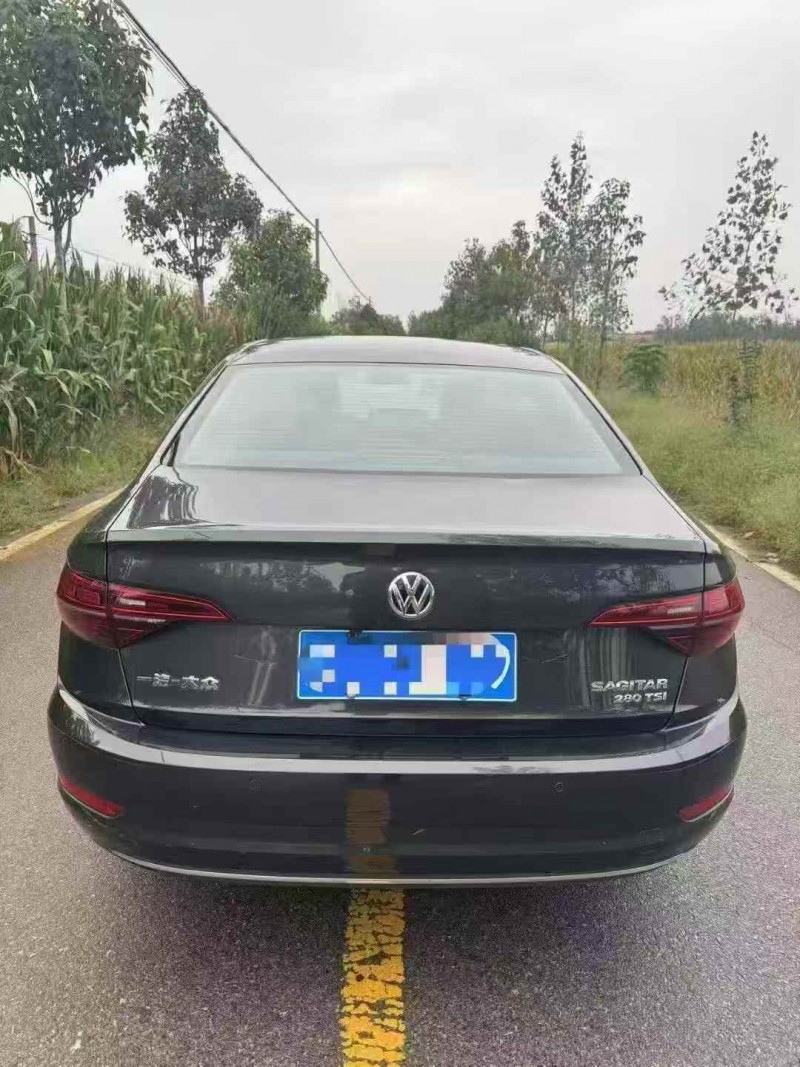 潍坊19年大众速腾9