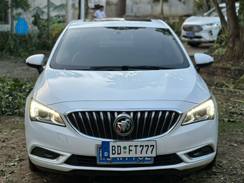 湛江17年别克威朗1