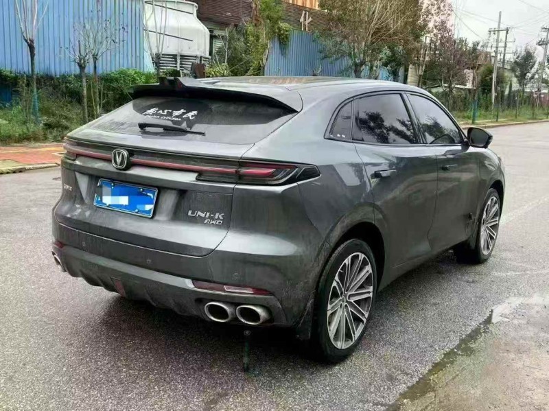 青岛21年长安汽车UNI4