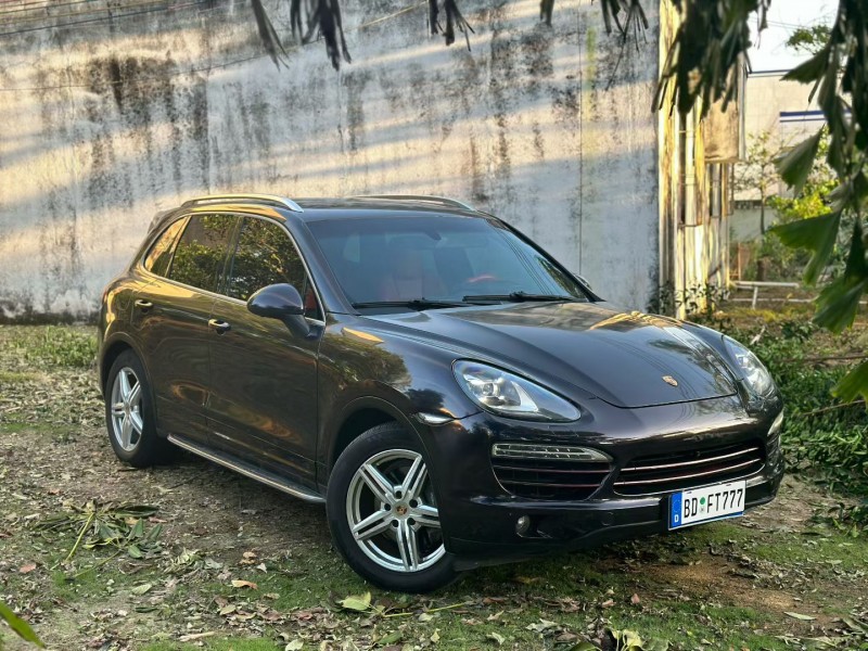 湛江14年保时捷卡宴2
