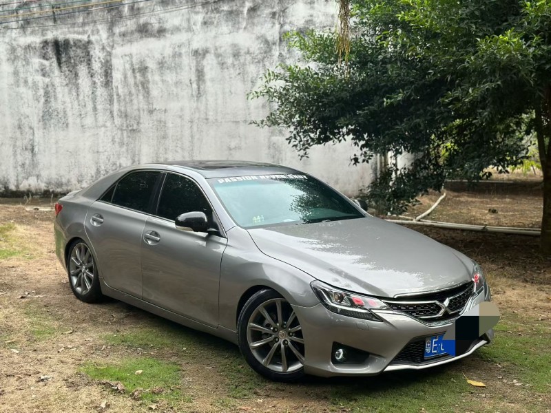 湛江11年丰田锐志2