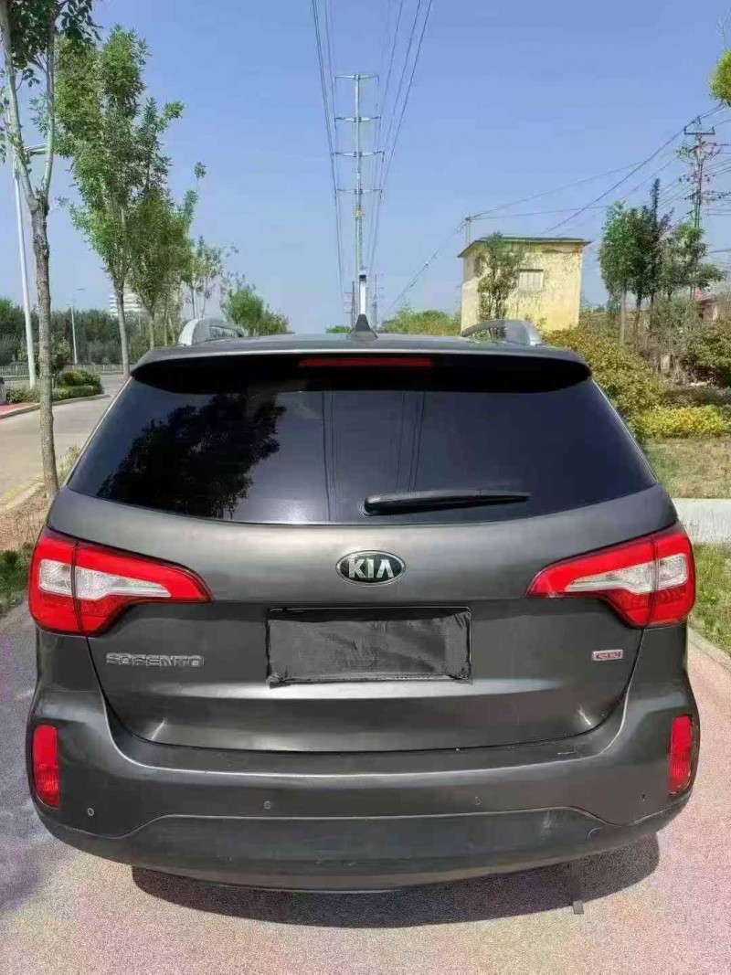 淄博14年起亚索兰托9