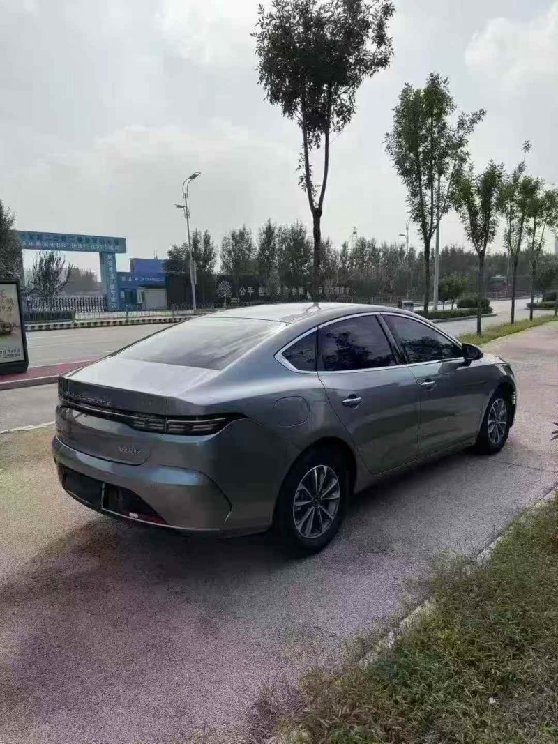 莱芜25年比亚迪驱逐舰5