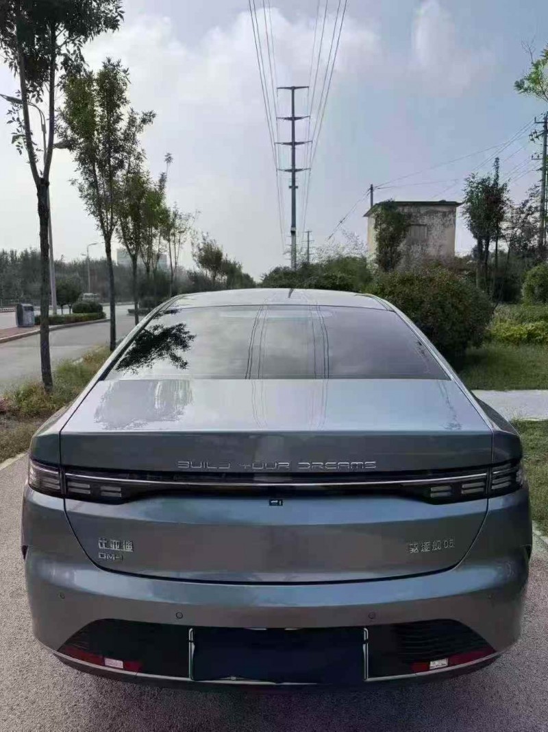 莱芜25年比亚迪驱逐舰6