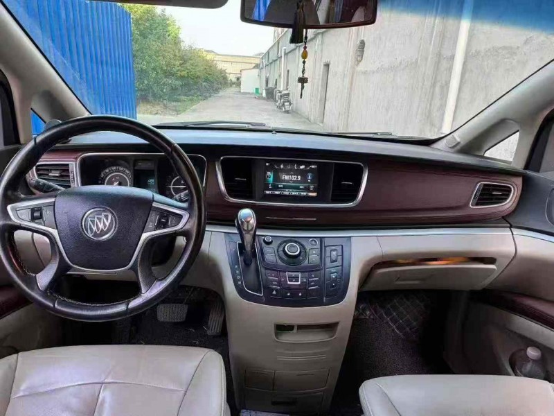 嘉兴18年别克GL84