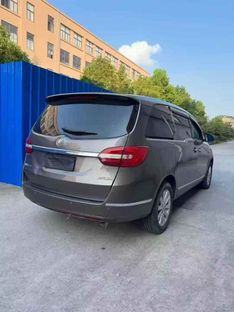 嘉兴18年别克GL88