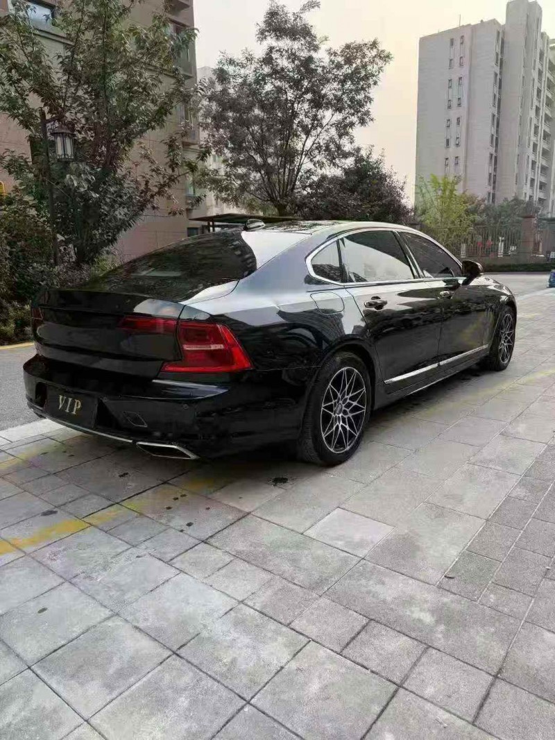徐州19年沃尔沃S908