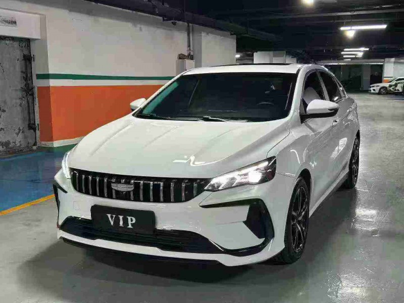 成都24年吉利缤瑞2