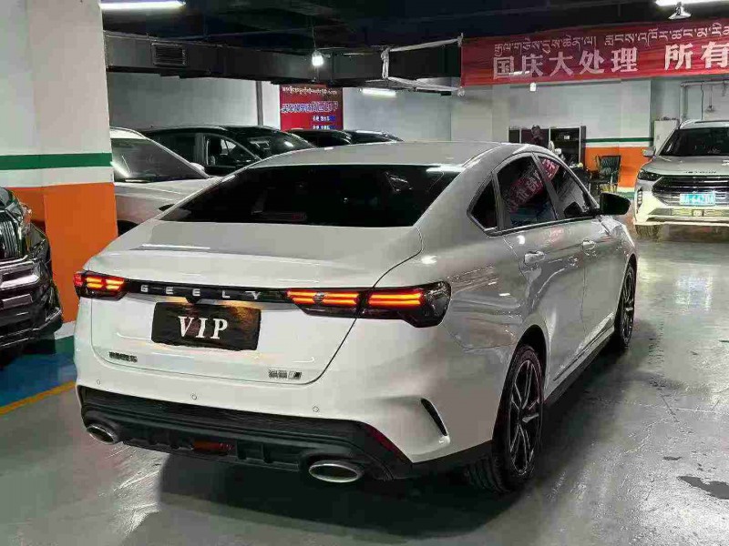 成都24年吉利缤瑞7